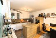 großzügige, attraktive 2 Zimmer-Wohnung