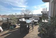 Dachgeschoss mit Terrasse - Ausblick auf die Gloriette