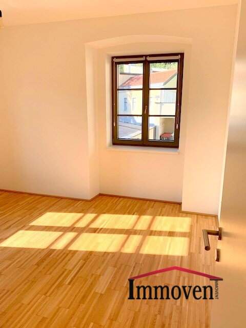 UNBEFRISTET - 2-Zimmerwohnung mit Balkon in ruhiger Lage!