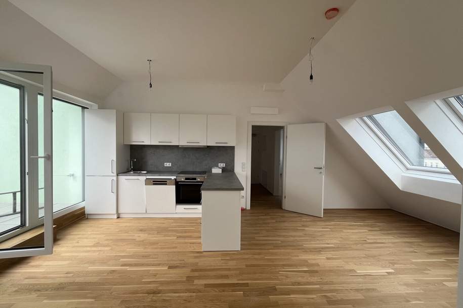 Beautiful four-room roof top apartment with a terrace in a prime location - Wunderschöne 4 Zimmer Dachterrassenwohnung in Top Lage, Wohnung-miete, 1.998,00,€, 1100 Wien 10., Favoriten