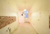 ++NEU++ sanierungsbedürftige 3-Zimmer Erdgeschoss-Wohnung nahe Augarten!