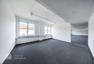 Erstbezug! Geräumiges 4-Zimmer Büro in Toplage