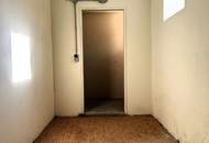 3 Zimmer Wohnung mit Balkon &amp; Parkplatz