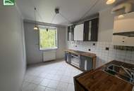 4 Zimmer mit perfekter Raumaufteilung! Gutes Preis-Leistungs-Verhältnis in direkter U Bahn Nähe! Neubau-Wohnung - gebraucht - U Bahn nur 350m entfernt! Für Eigennutzer und Anleger!