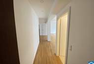 Ruhige Dachgeschosswohnung Terrasse und Balkon !