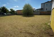 Mehrparteienhaus mit 4 Wohneinheiten + 370 m² Garten in Wr. Neustadt! ausgezeichnete Vermietbarkeit!