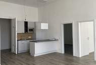 Hohe Wände, hell und gut gelegen- Altbau-Charme am Lande!