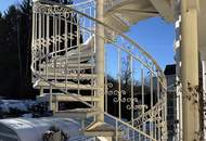 Elegante Villa in idyllischer Wienerwaldlage mit Pool und großem Garten