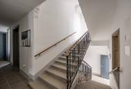 ++NEU++ Sanierte 2-Zimmer ALTBAUWOHNUNG mit Balkon! gänzlich im Innenhof!