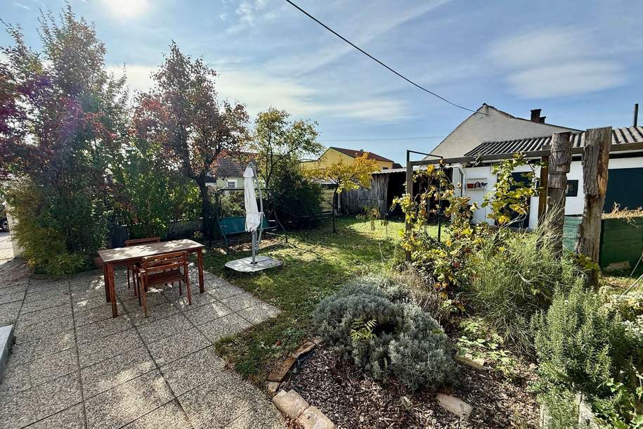 Liebes Wochenendhaus mit geringen Betriebskosten in ruhiger Siedlungslage von Laa an der Thaya!, Haus-kauf, 129.000,€, 2136 Mistelbach