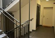 1120! 3 Zimmer Wohnung in der Schönbrunner Allee direkt beim Schloß Hetzendorf nahe dem Schönbrunner Schloßpark!