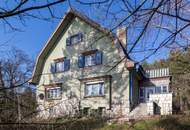 Rarität! Histroische Jahrhundertwende-Villa mit Privatpark und Wald | Blick in alle Himmelsrichtungen | Lichtdurchflutet