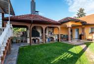 "Für Ein oder zwei Familien - Haus mit Eleganz"