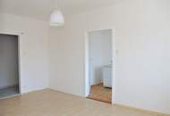 Nette und helle 2 Zimmerwohnung - ideal für Singles und Pärchen!