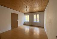 Lichtdurchflutete 2-Zimmerwohnung in saniertem Altbauhaus | Best-Lage am Tivoli!