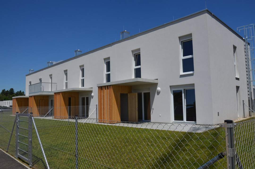 Familienfreundliches Reihenhaus mit Eigengarten in Strasshof