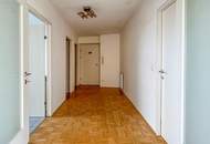 Großzügige Dachgeschoss-Wohnung in Pinsdorf