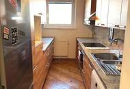 "2 Zimmer 74m² + Loggia mit toller Aussicht!"