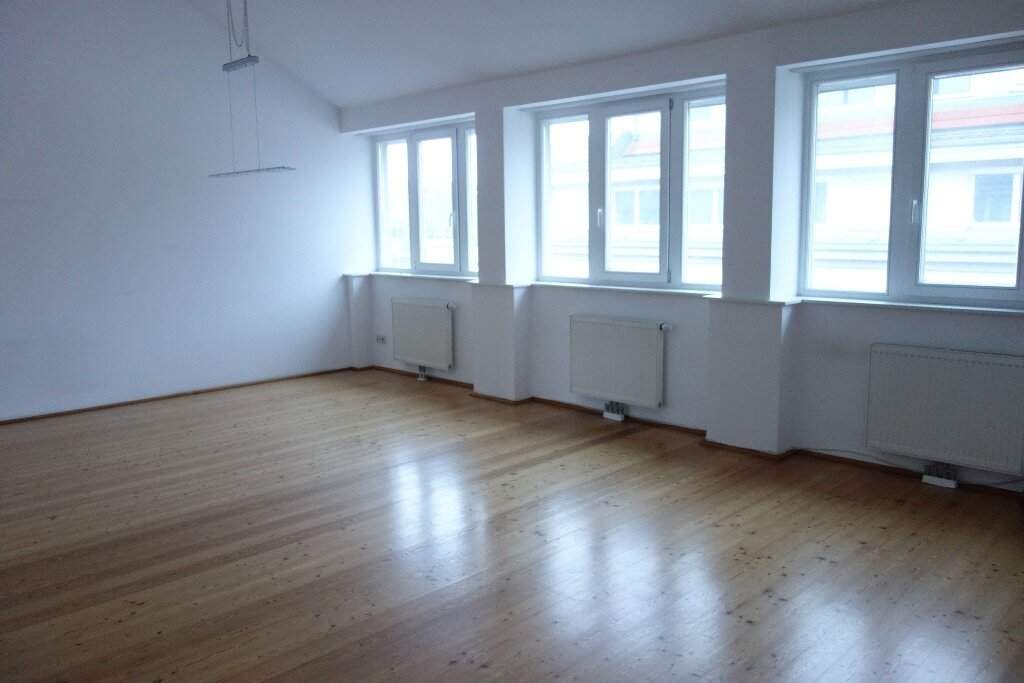 64,70 m2 Dachwohnung plus 5,42m2 Terrasse in 1110 Wien