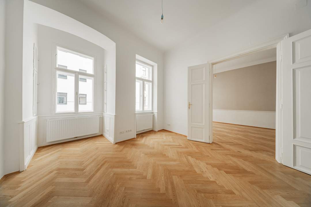 Erstklassig sanierte 2-Zimmer-Altbauwohnung in begehrter Lage