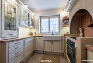 Charmantes Reihenhaus in Jochberg mit großzügigem Platzangebot, gemütlichem Kachelofen, Garten und bester Verkehrsanbindung – perfekt für die ganze Familie!