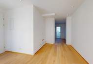 ERSTBEZUG | Exklusive Dachgeschosswohnung mit sonniger Terrasse im Innenhof