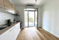 Exklusive 3-Zimmer-Dachgeschoss-Oase mit sonnigem Balkon & grünem Innenhof