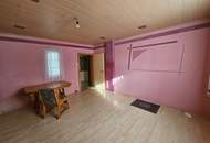 Gepflegtes Haus mit Stadel und Nebenräumen