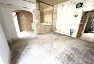 Ihr kreatives Meisterwerk im Supergrätzl: Entkernte Wohnung mit grenzenlosem Potenzial – Jetzt verwandeln!