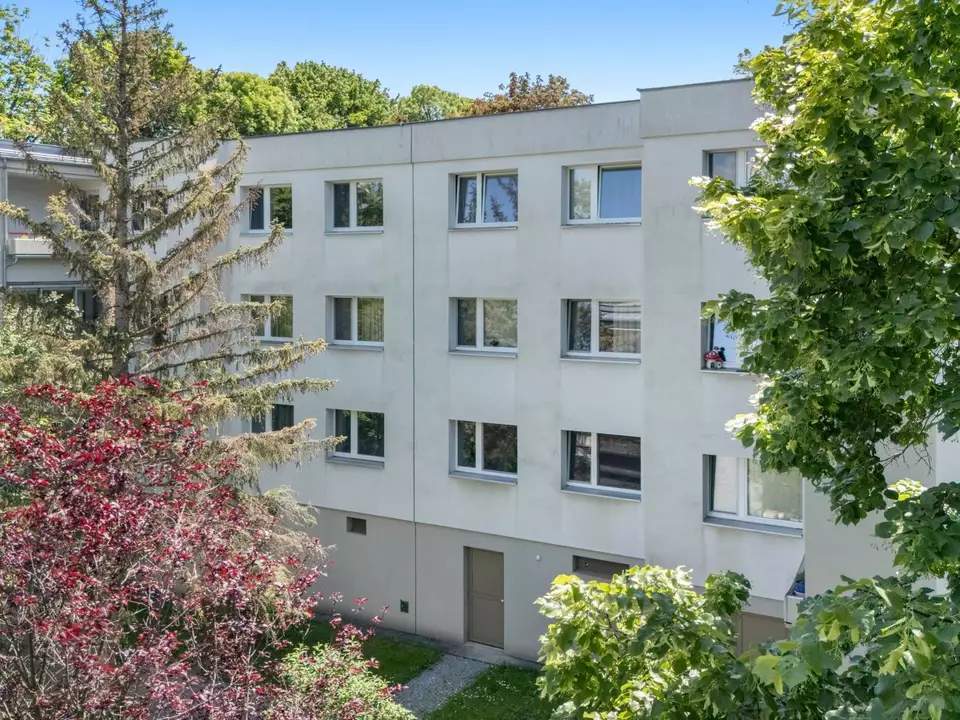3 Zimmer Eigentum mit Balkon in Mauer