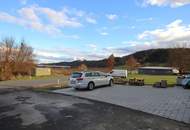 Kernsaniert und schlüsselfertig: Maisonette-Wohnung mit Garage und Garten