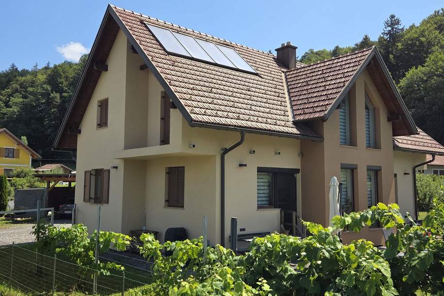 Attraktives drei Giebelhaus mit Luftgalerie in ruhiger Grünlage an einer Sackgasse, Haus-kauf, 385.000,€, 8463 Leibnitz