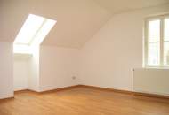 Wunderschönes Grundstück mit kleinem Zinshaus im Ortskern von Weissenbach an der Triesting!