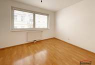 TEILWEISE HOFRUHELAGE - 2-Zimmerwohnung mit Balkon (Mietbeginn 01.02.2026)