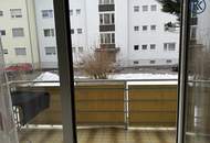 „Charmante Wohnung in gepflegtem Haus mit Loggia "