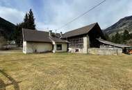 Ebenes, südlich ausgerichtetes Baugrundstück mit guter Verkehrsanbindung im Mölltal + abbruchreifes Haus