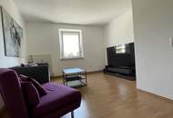 Stilvolle 3-Zimmer Wohnung mit praktischer Raumaufteilung und Wohlfühlcharakter in Steyr Münichholz verspricht 1A-Infrastuktur! Große Fenster, modernes Badezimmer und gepflegte Böden garantieren höchste Wohnqualität!