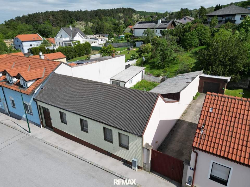 Sanierungsprojekt mit Weitblick – Haus mit großem Grundstück nahe Wien