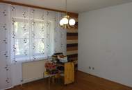 Gelegenheit - Preisreduziert - Einfamilienhaus auf großem Grund in ruhiger Lage !