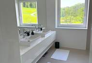 Exquisites Wohnhaus mit schönem Garten und Pool, Ruhelage mit Fernblick