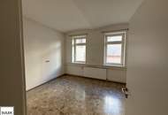 Ganzes Haus zu mieten: 1 Geschäftslokal, 1 Büro, 2 Wohnungen nahe U1