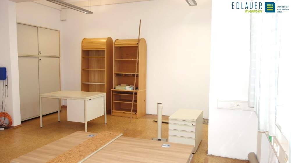 Preiswertes Altbaubüro in der Innenstadt!