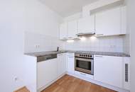 Herrliche 2-Zimmer-Dachgeschosswohnung mit Terrasse - Nähe U3 Hütteldorfer Straße!