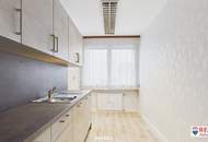 Helle 3,5-Zimmer-Wohnung im 6. Stock mit Aufzug – ideal als Büro oder Wohnung