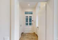 2-Zimmer-Wohnung mit großzügiger Loggia in saniertem Altbau