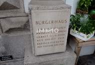 Elegante Loft-Wohnung mit Stuckdecken & Intarsientüren