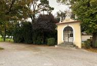 Kaiserebersdorf: Grundstück mit Altbestand und Entwicklungspotenzial