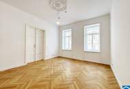 Zwischen Tradition &amp; Moderne – Ihr neues Zuhause im Stilaltbau mit DG-Ausbau