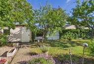 Ein Zuhause zum Verlieben - gepflegtes Einfamilienhaus mit traumhaften Naturgarten auf 1040 m² Eckgrundstück