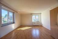 *** Zinshaus in Hönigsberg: 6 Wohnungen, ca. 270 m² Wohnfläche – früher vermietet, jetzt bestandsfrei ***